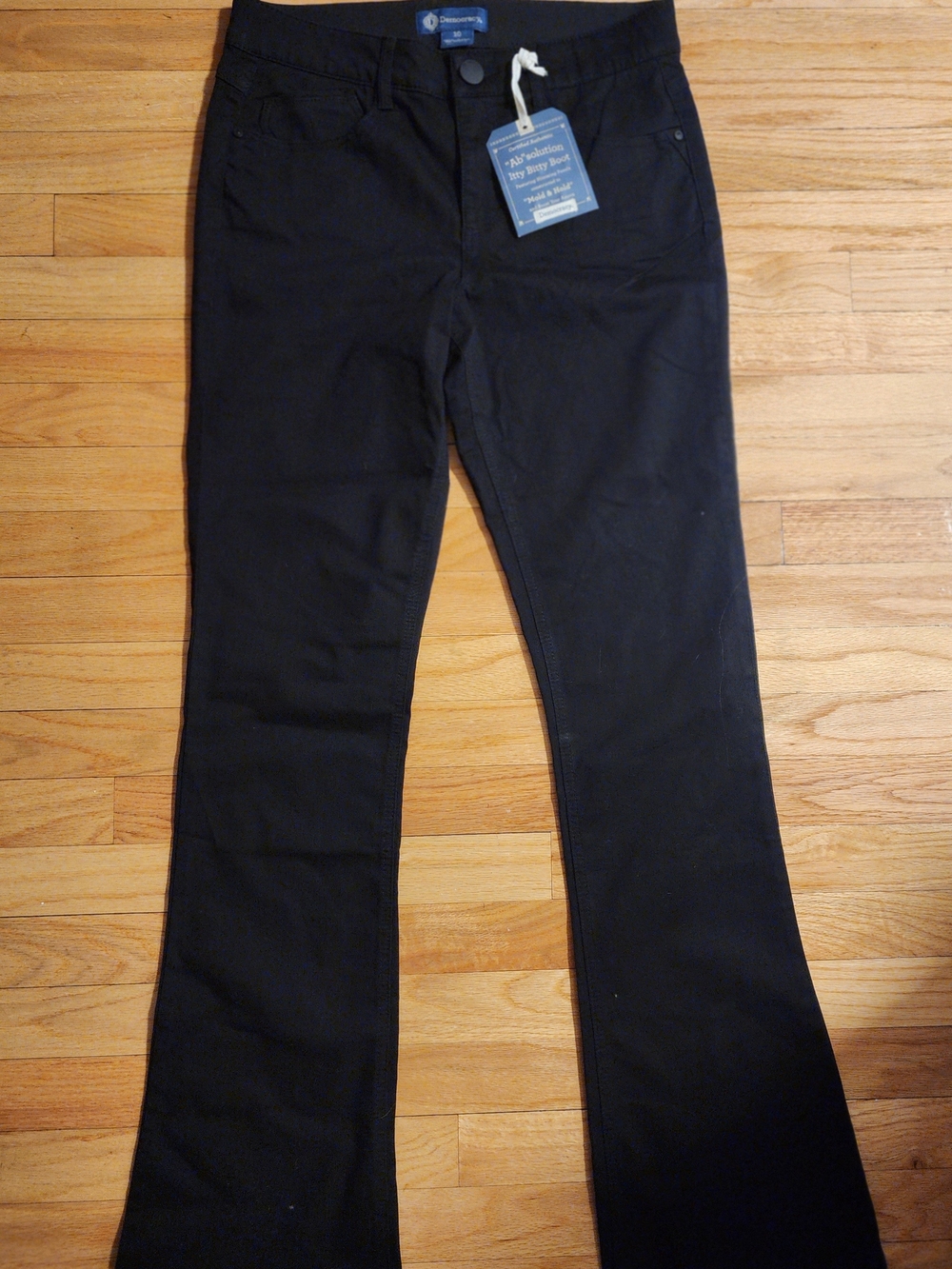NWT Democracy “Ab”solution Itty Bitty Bootcut Jeans – Black